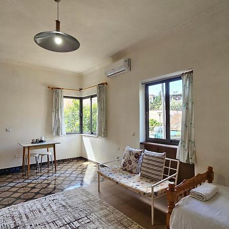 Angie'S Shared Villa Tam Tiran Dış mekan fotoğraf