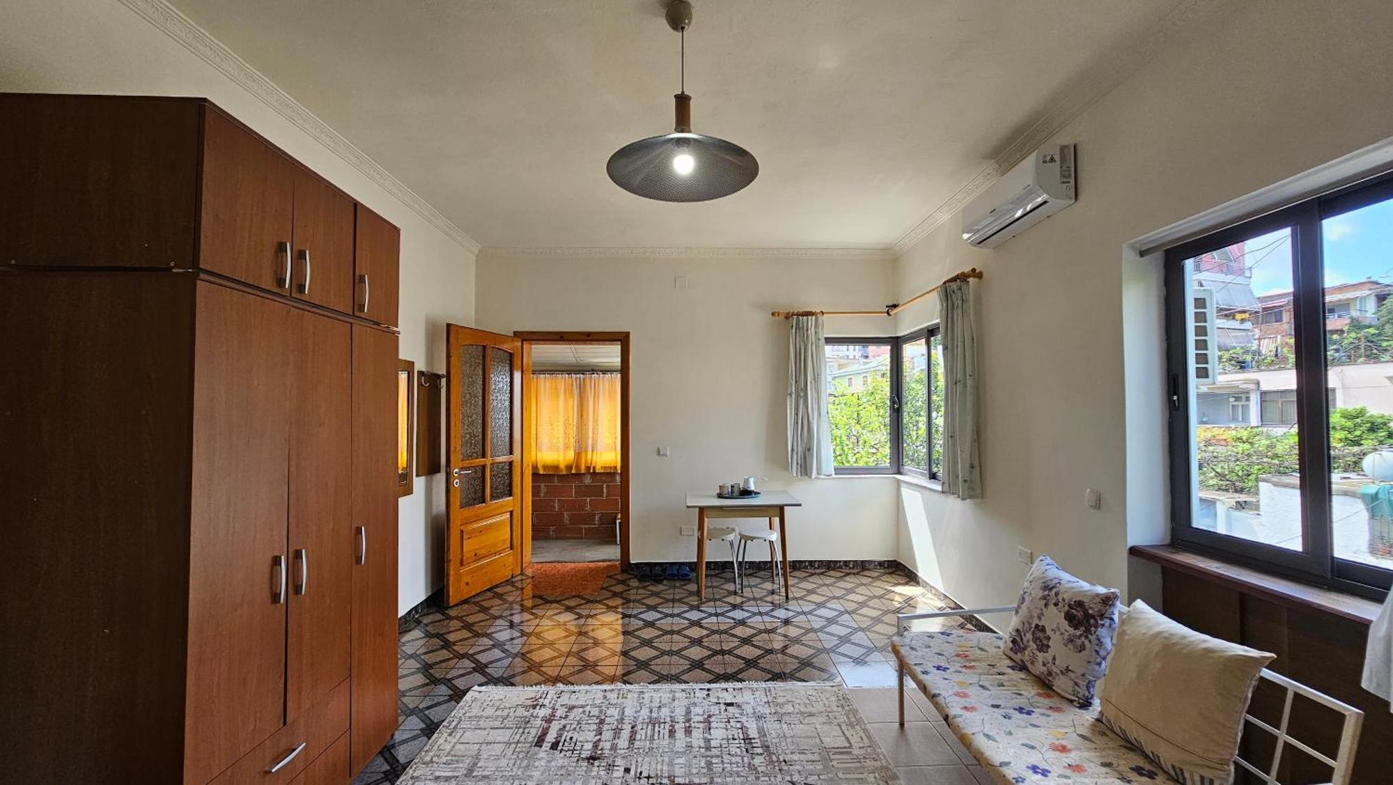 Angie'S Shared Villa Tam Tiran Dış mekan fotoğraf